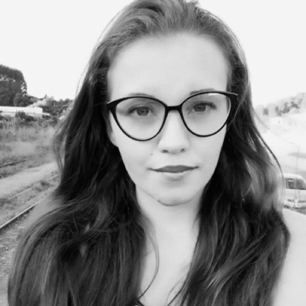 Retro CatEye Glasses (Shiny Black)